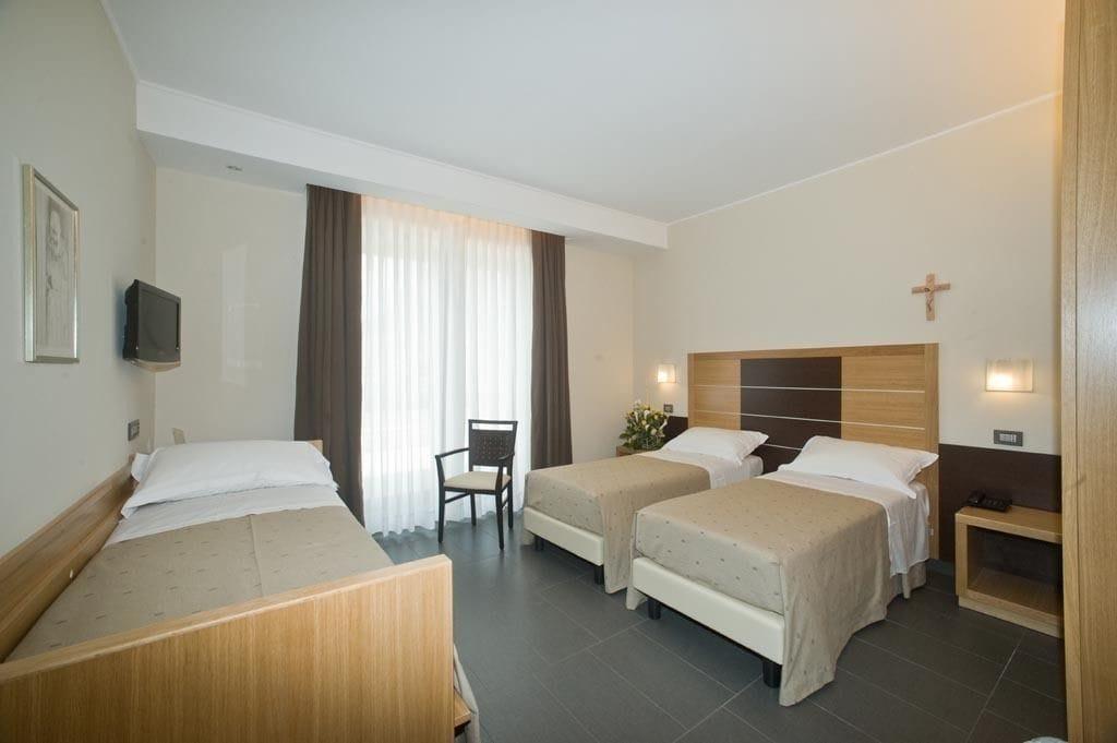 Hotel Vittoria 산 조반니 로톤도 외부 사진