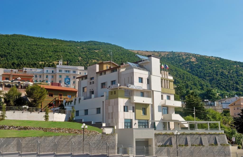 Hotel Vittoria 산 조반니 로톤도 외부 사진