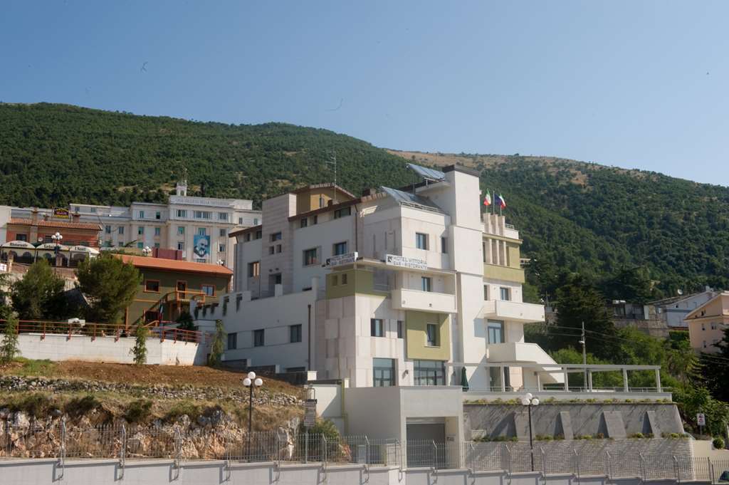 Hotel Vittoria 산 조반니 로톤도 외부 사진