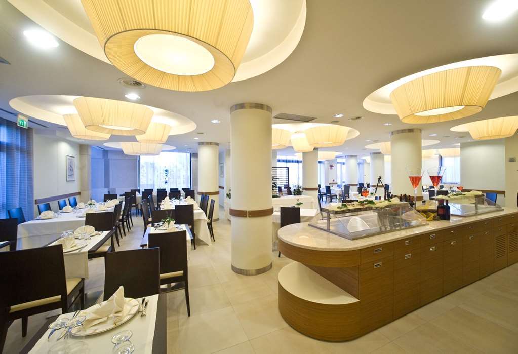 Hotel Vittoria 산 조반니 로톤도 레스토랑 사진
